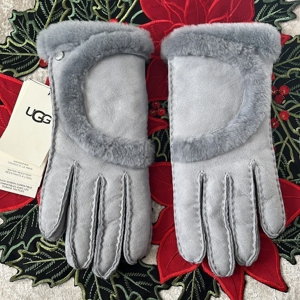 Brand New UGG Shearling Sheepskin Handsewn Touchscreen Gray Gloves Leather Trim